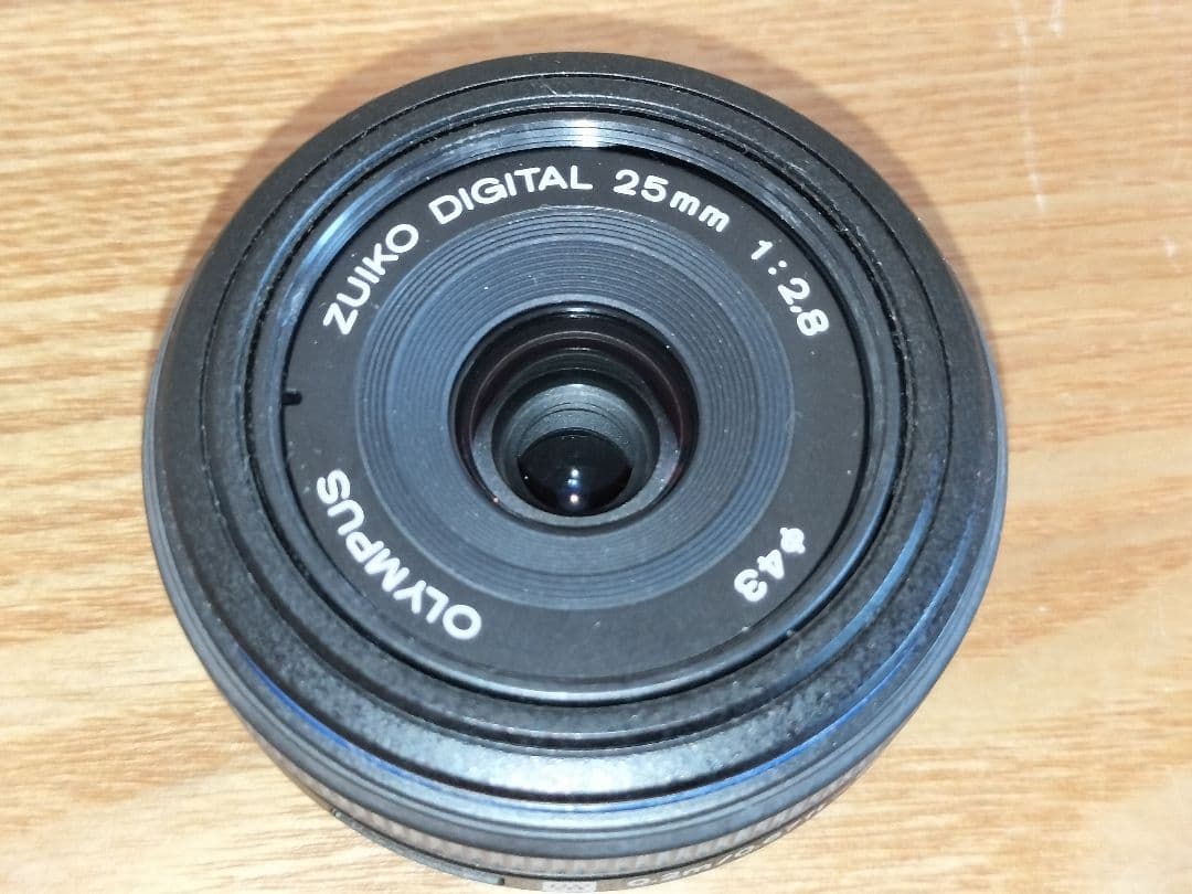 オリンパス ZUIKO DIGITAL 25mm f/2.8 単焦点レンズ