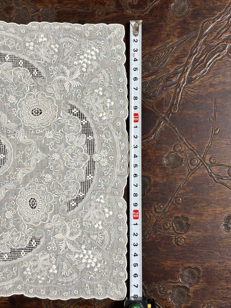 スワトウ　汕頭刺繍ハンカチB.