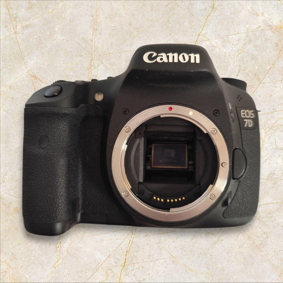 Canon EOS 7D キャノン デジタル一眼レフ ボディ