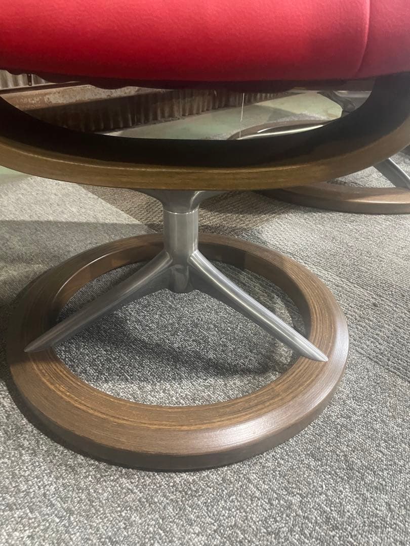 エコーネス　ストレスレスチェア　オットマン付き