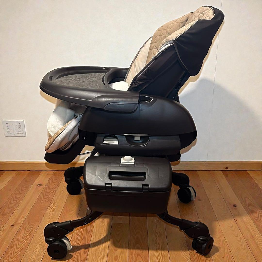 完動❣️美品✨大人気❣️Combi CWL ネムリラ AT 電動オートスウィング