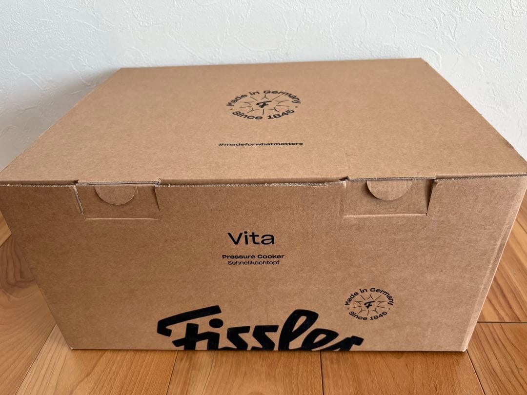 【新品未使用】フィスラー Fissler 圧力鍋 ビタクイックプレミアム4.5L