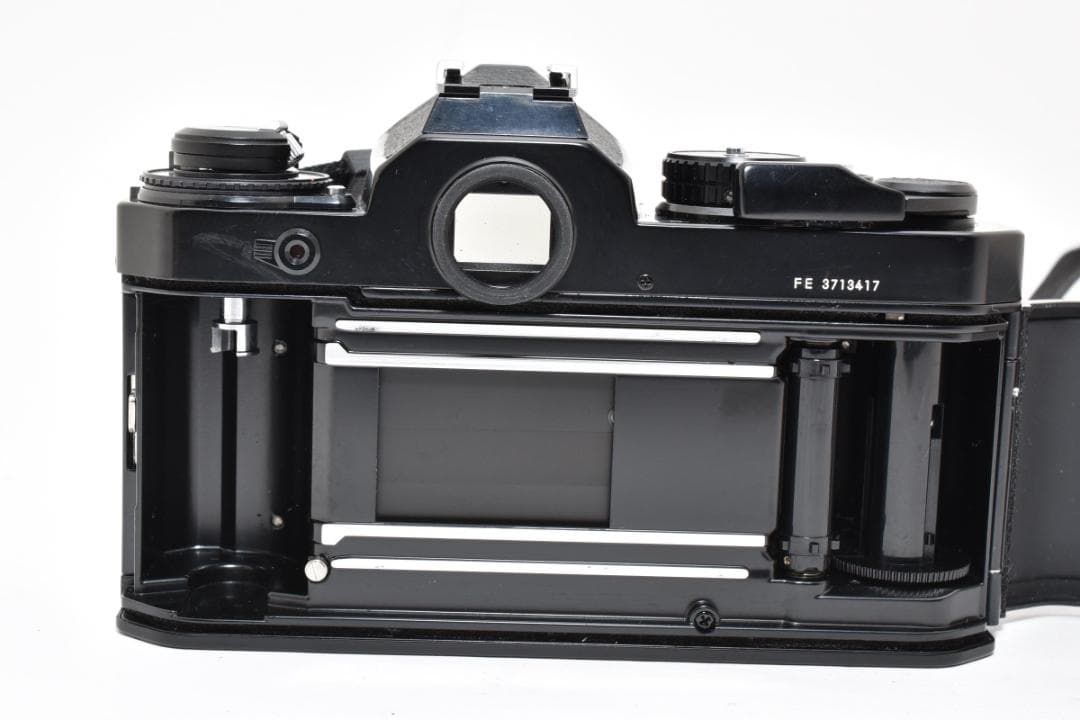 超美品 NIKON FE ブラック フィルムカメラ　モルト新品交換済 H001
