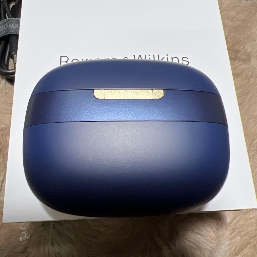 Bowers & Wilkins Pi8 完全ワイヤレスイヤフォン