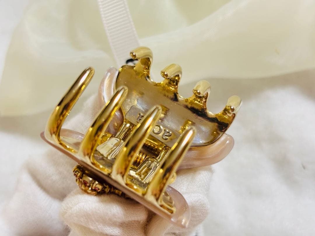 【極美品】acca クリップ　スワロフスキー　ヘアクリップ