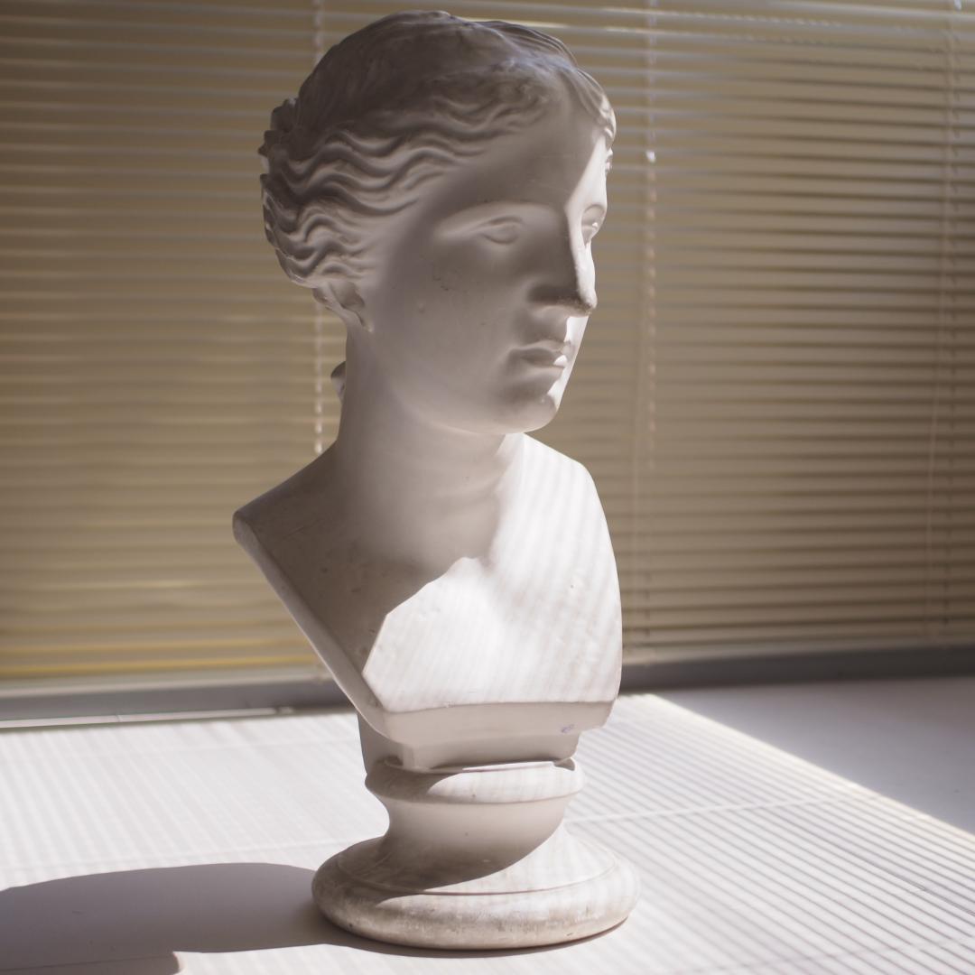 ミロのヴィーナス胸像 石膏像 美術品