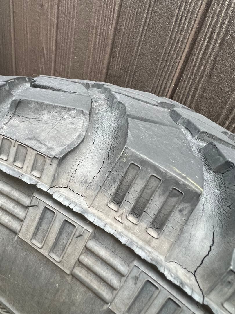 と*よ様 ランクル60 オーストラリア純正？3本、デイトナ？1本　33×12.5