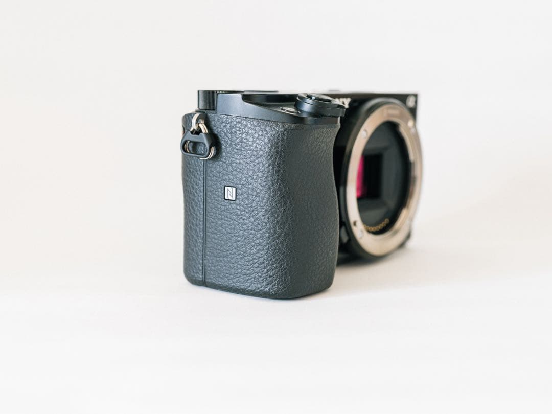 SONY(ソニー) α6100 ミラーレス一眼 パワーズームレンズキット