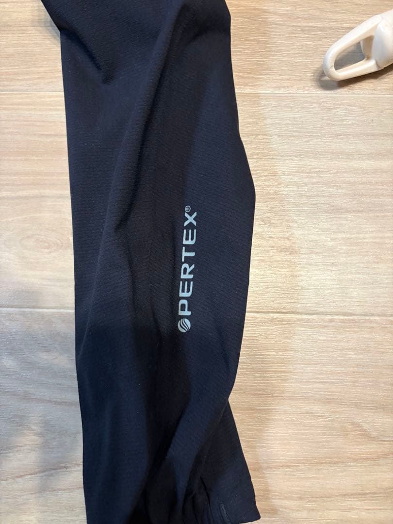 ウェア  Men's Atmos Jacket