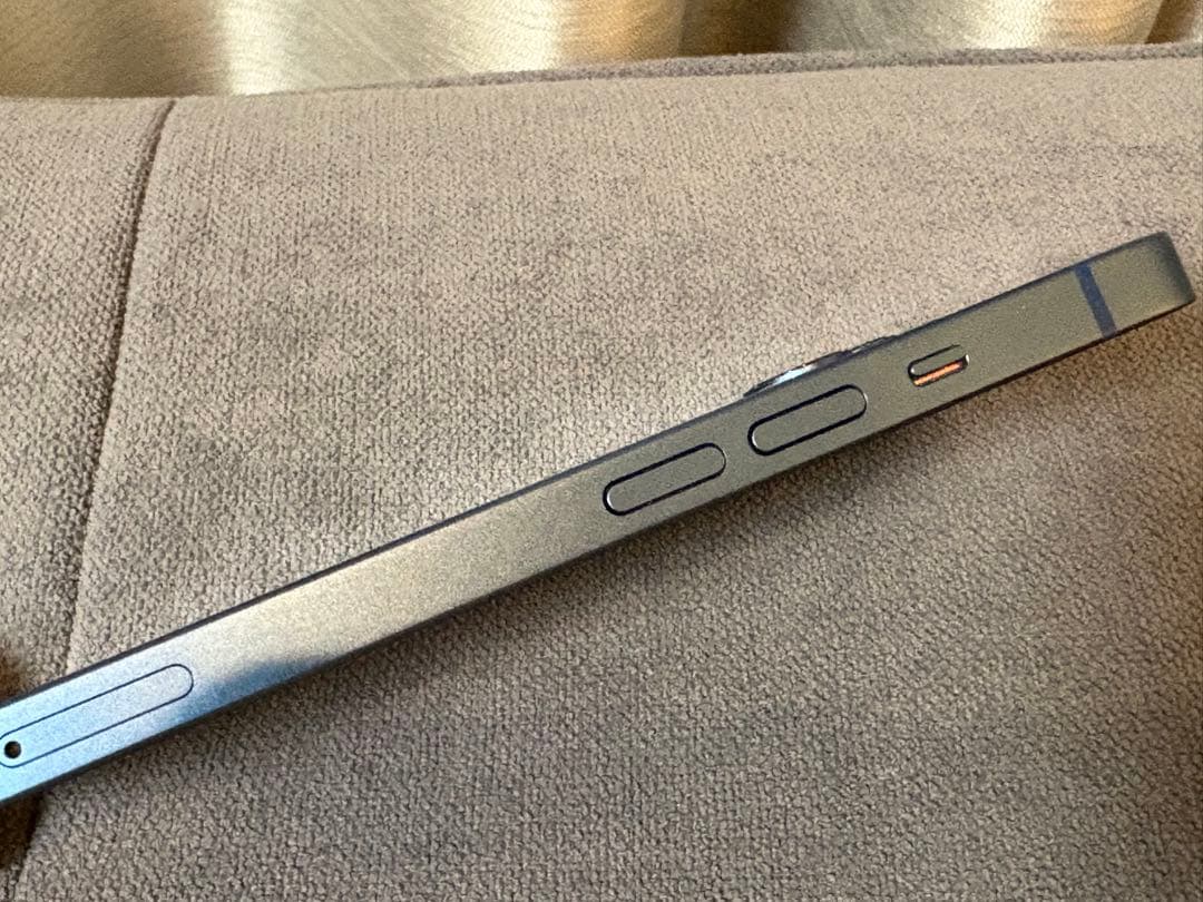 iPhone13 256GB SIMロックなし MLNM3J/Aバッテリー83%