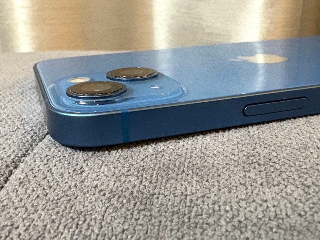 iPhone13 256GB SIMロックなし MLNM3J/Aバッテリー83%