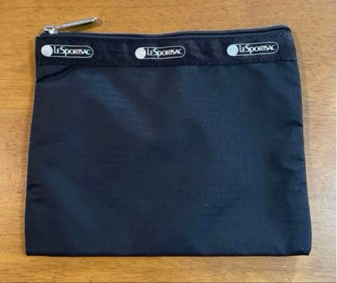 【新品】LeSportsac DX everydayショルダーバッグ　黒