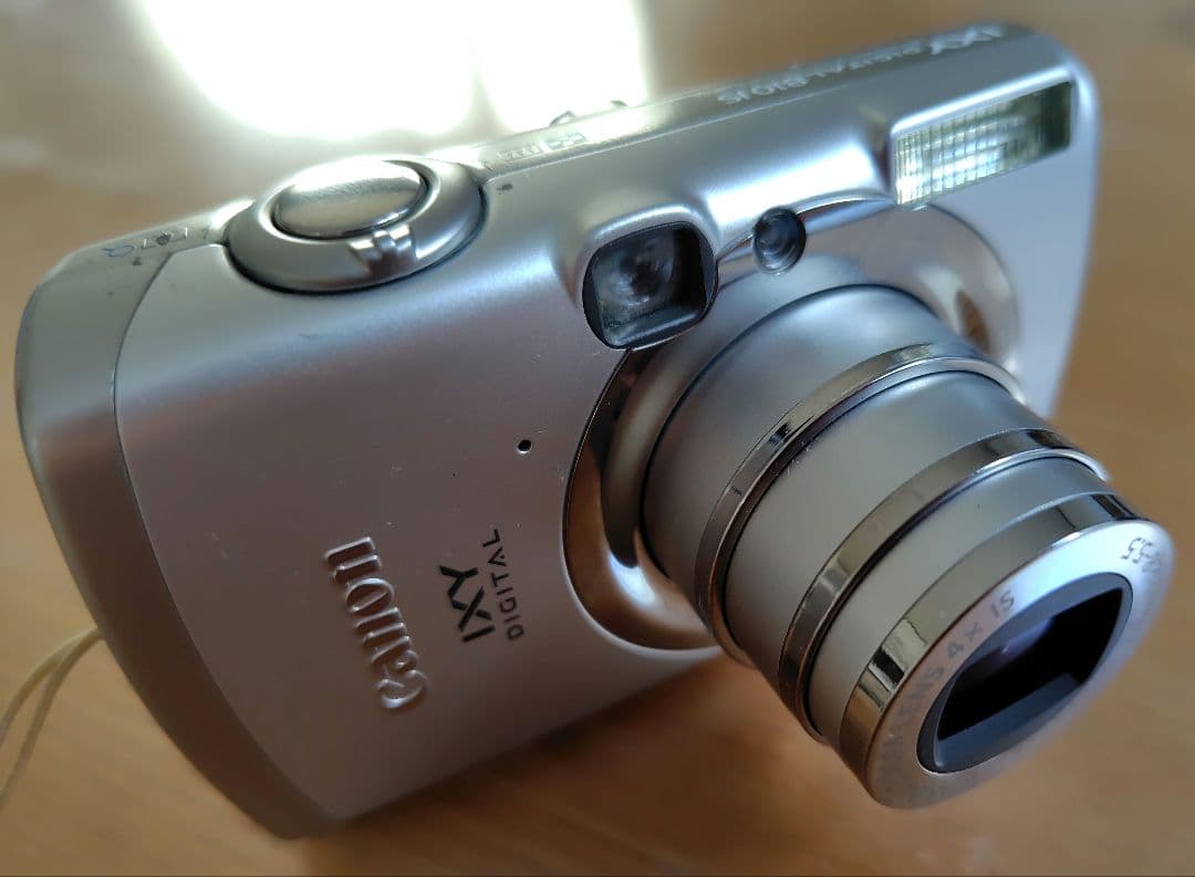 Canon IXY DIGITAL 810 IS バッテリー2個　充電器