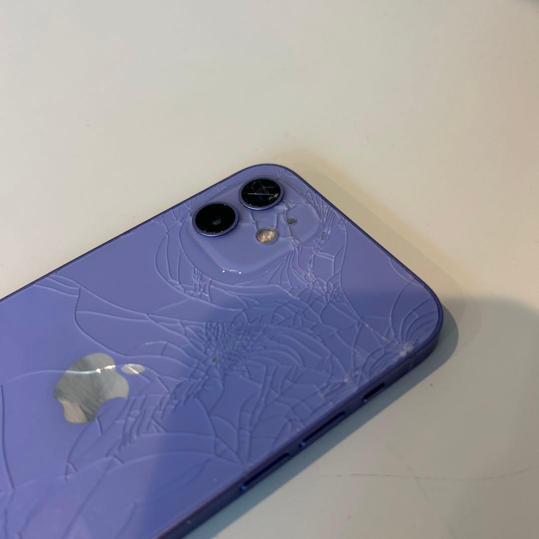 ＊背面ガラス、カメラ割れありiPhone 12 パープル　64GB SIMフリー
