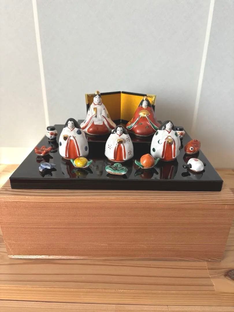 お雛様　お内裏さまと三人官女