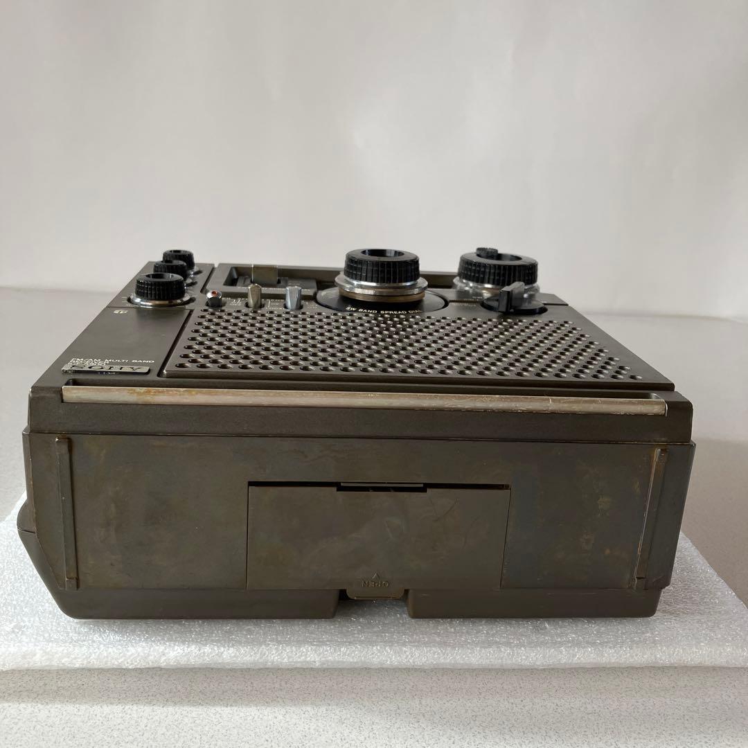 ソニーＢＣＬラジオ　スカイセンサー　　　　　５９００　　完動品