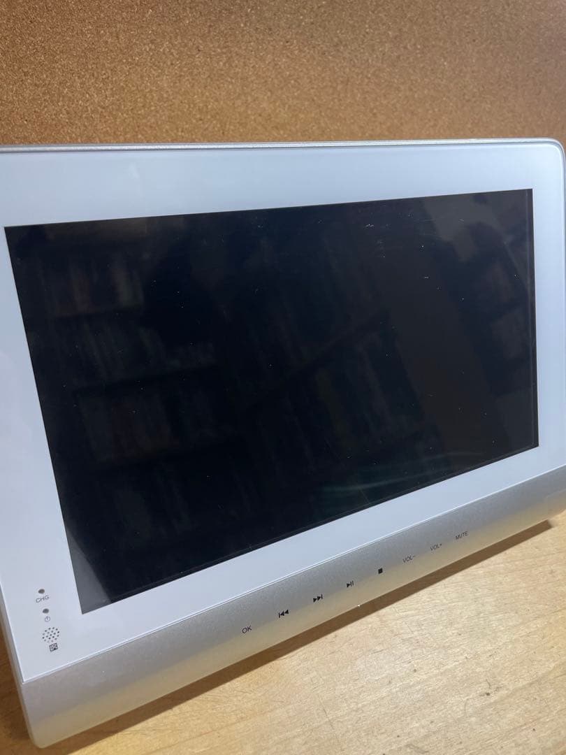 10インチ 防水ポータブルDVD・BD・Blu-ray・ブルーレイプレーヤー