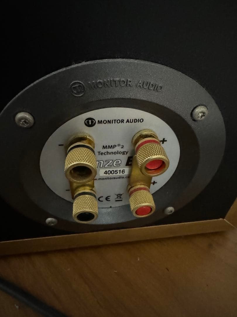 トールボーイ型スピーカーmonitor audio Bronze BR6 1本