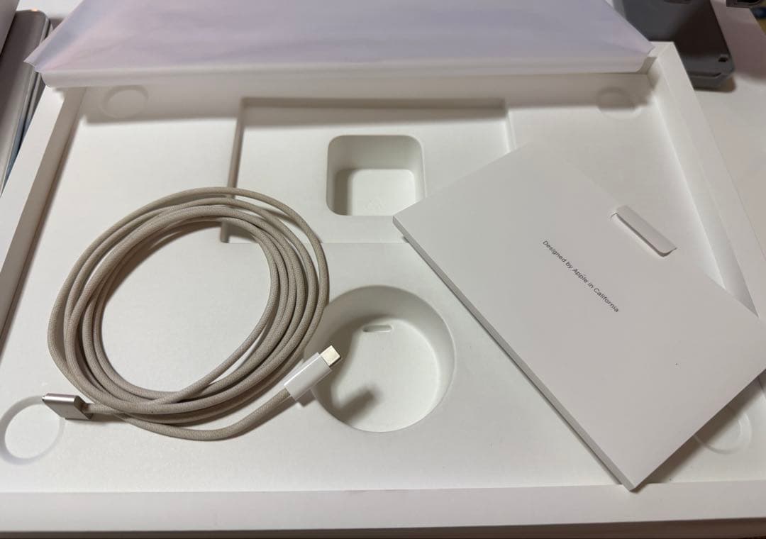 【バッテリー100%！ 】MacBook Air M2 15インチ 256GB
