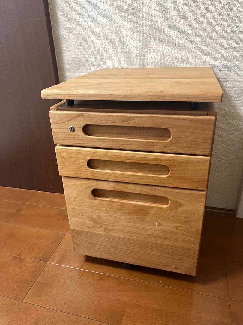 袖机　引き出し 脇机 鍵付き