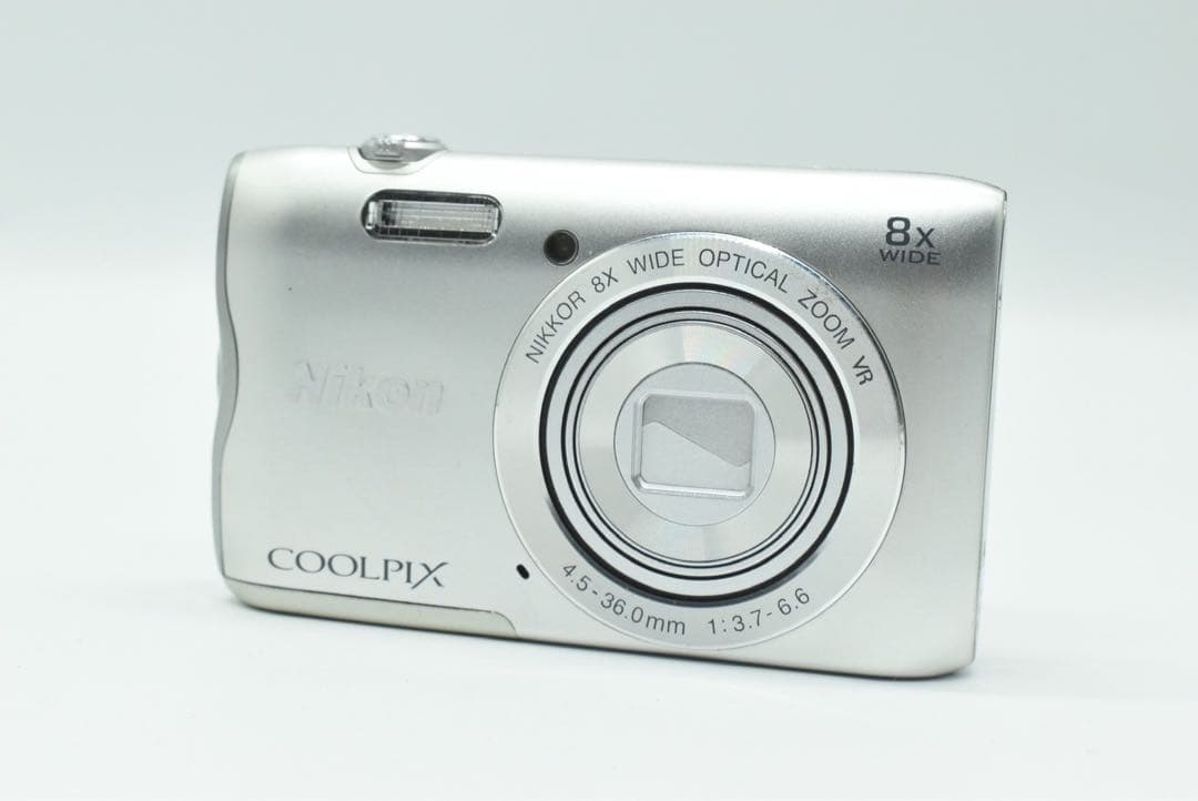ニコン Nikon クールピクス　A300 コンパクトデジタルカメラ