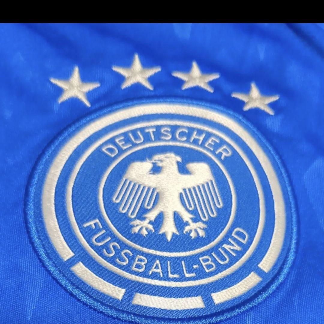 限定出品❣️サッカードイツ代表ユニフォーム長袖★adidas★Mサイズ