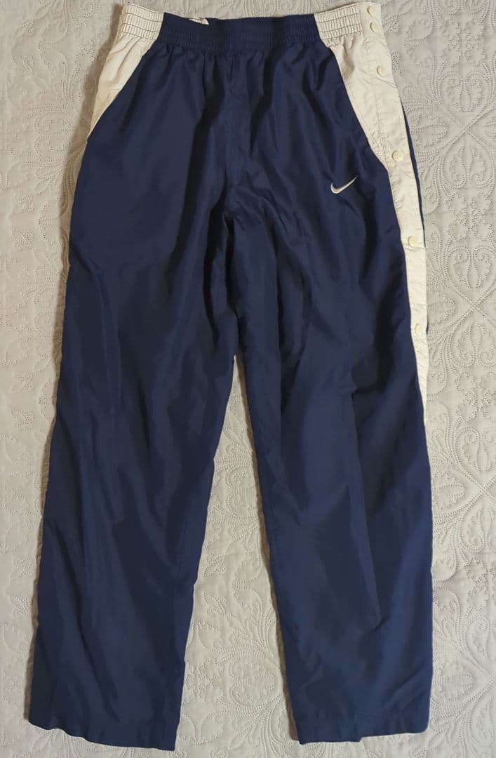 00s　ナイキ　トレーニングフェア　上下　XL　ジャージ　バスケ　部活　白　紺