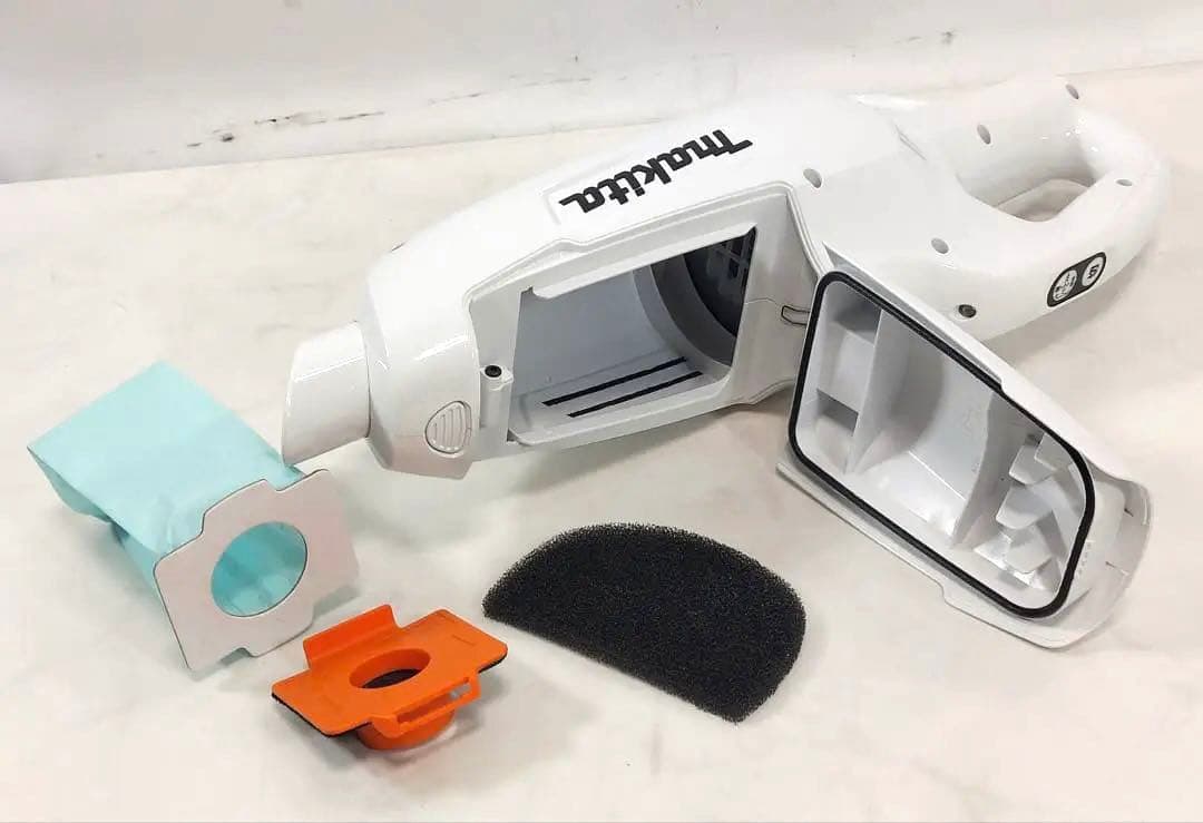 マキタ 充電式クリーナー CL107FD