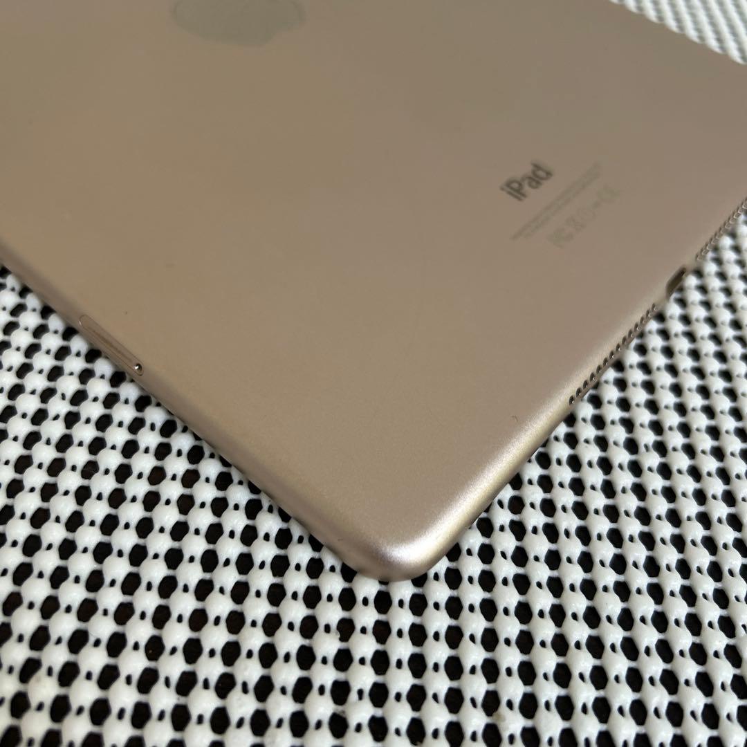 109【早い者勝ち】iPad Air2 第2世代 32GB au☆