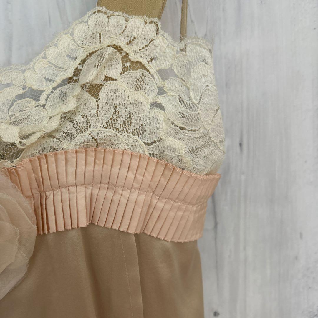 新品未使用　ドルチェアンドガッパーナ　レースキャミソール ベージュ フラワー装飾