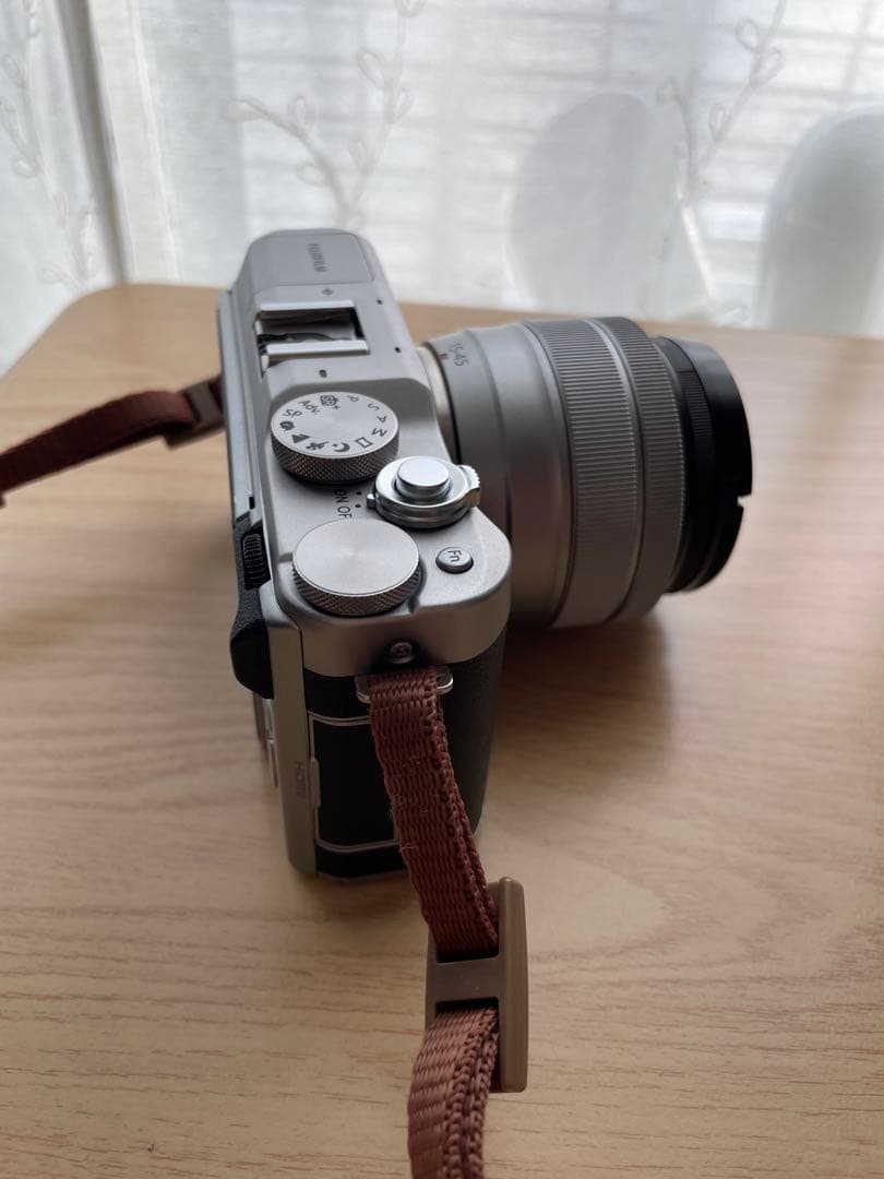 Fujifilm X-A5 ミラーレス一眼 15-45mm