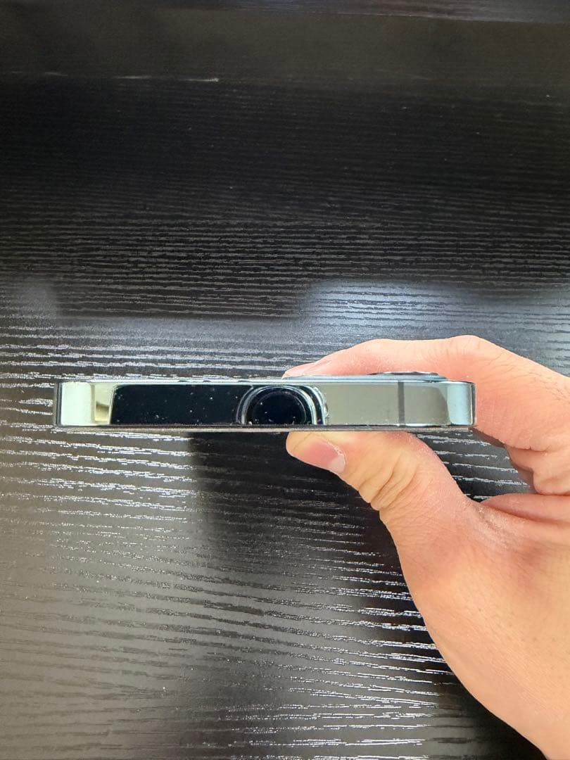 iPhone12pro 256GB 背面割れ　SIMロック解除済み