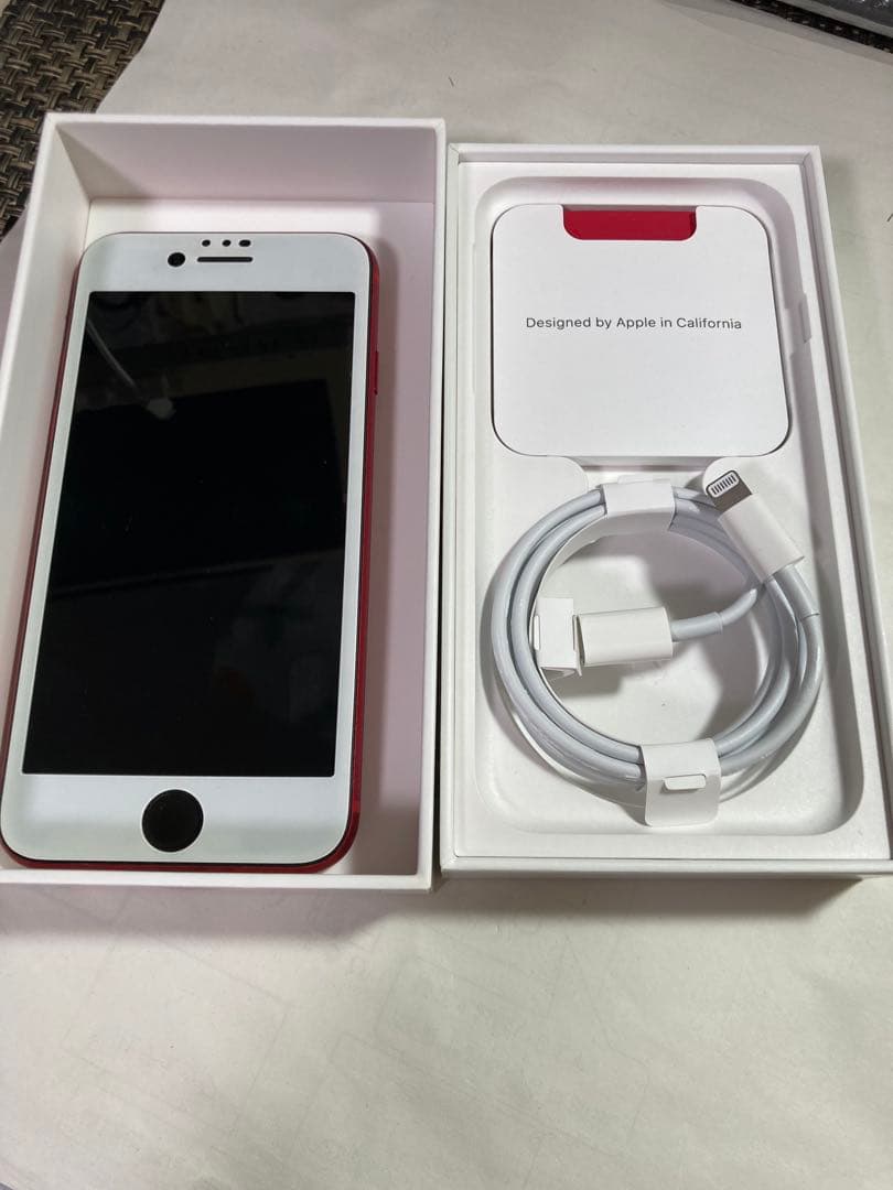 美品完品)iPhoneSE2赤)256GB)SIMフリー)3ヶ月前バッテリー交換