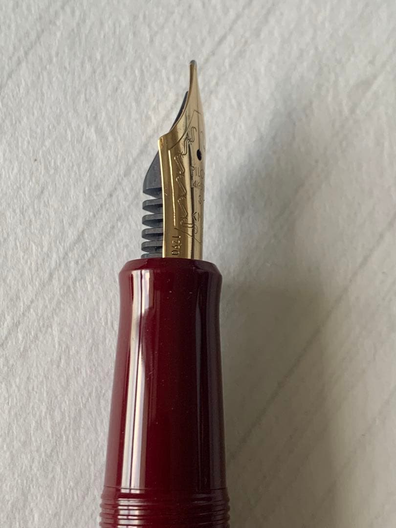 PILOT 万年筆 ボルドー 14Kペン先