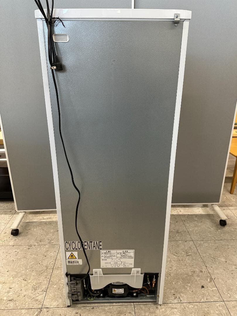 ヤマダ電機　冷凍冷蔵庫　156L　YRZ-F15J　2022年製