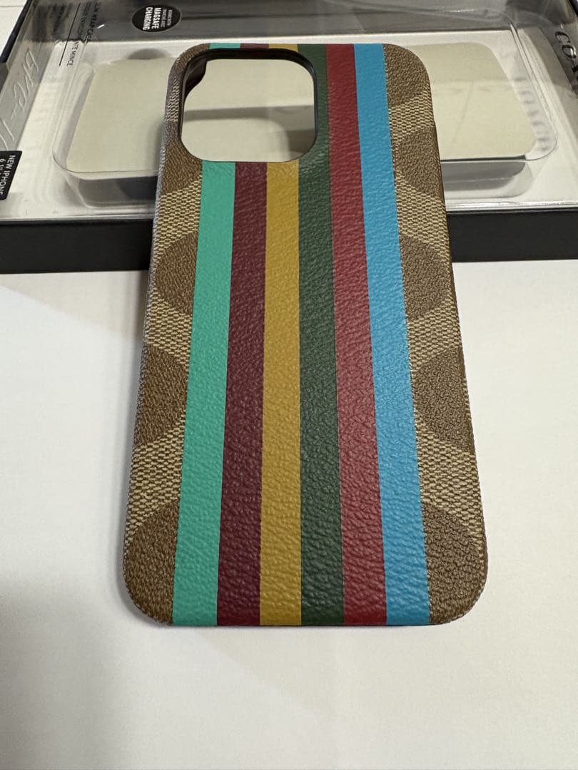 コーチ COACH iPhone13 pro 対応 ケースKHAKI MULTI