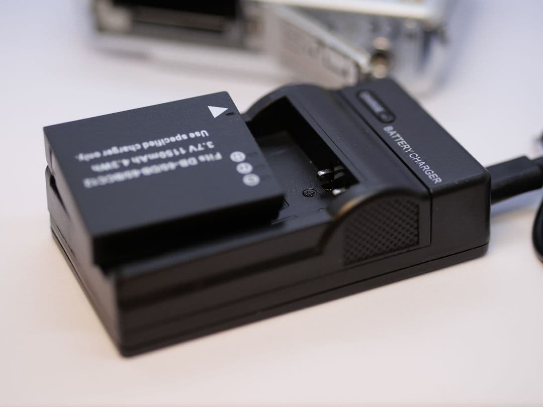 Panasonic DMC-FX50 シルバー