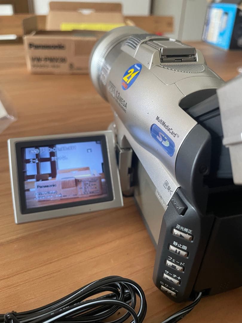動作品【美品】Panasonic NV-MX3000 ビデオカメラ 本体