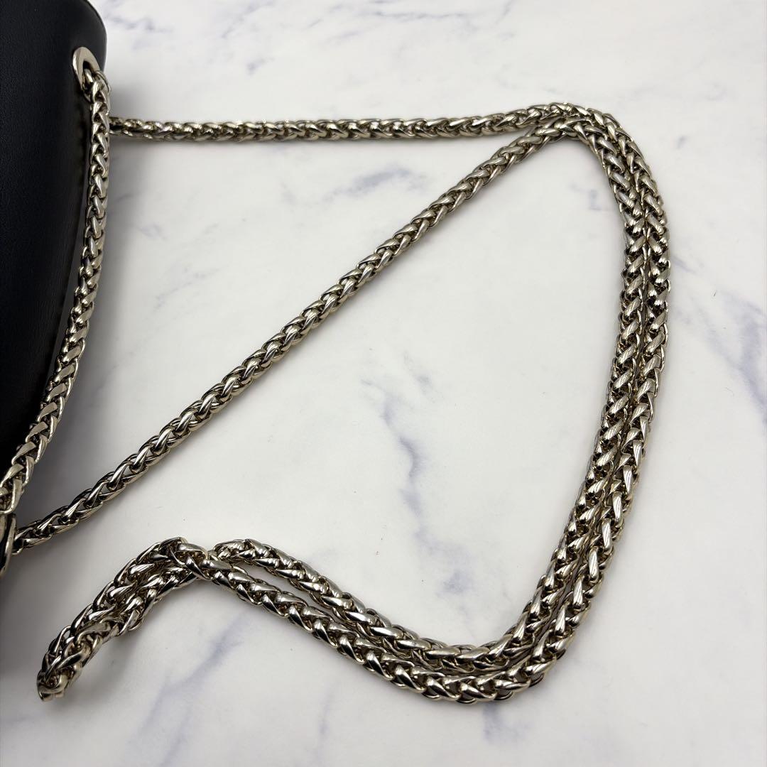 英国王室愛用 ストラスベリー East/West バッグ 黒 チェーン 本革 金