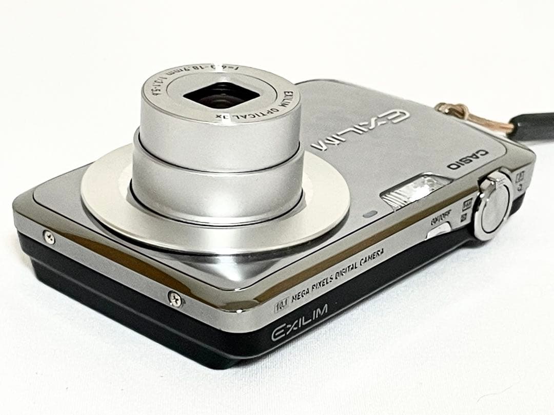 【極美品・完動品】　CASIO EXILIM EX-Z1 シルバー　動作確認済