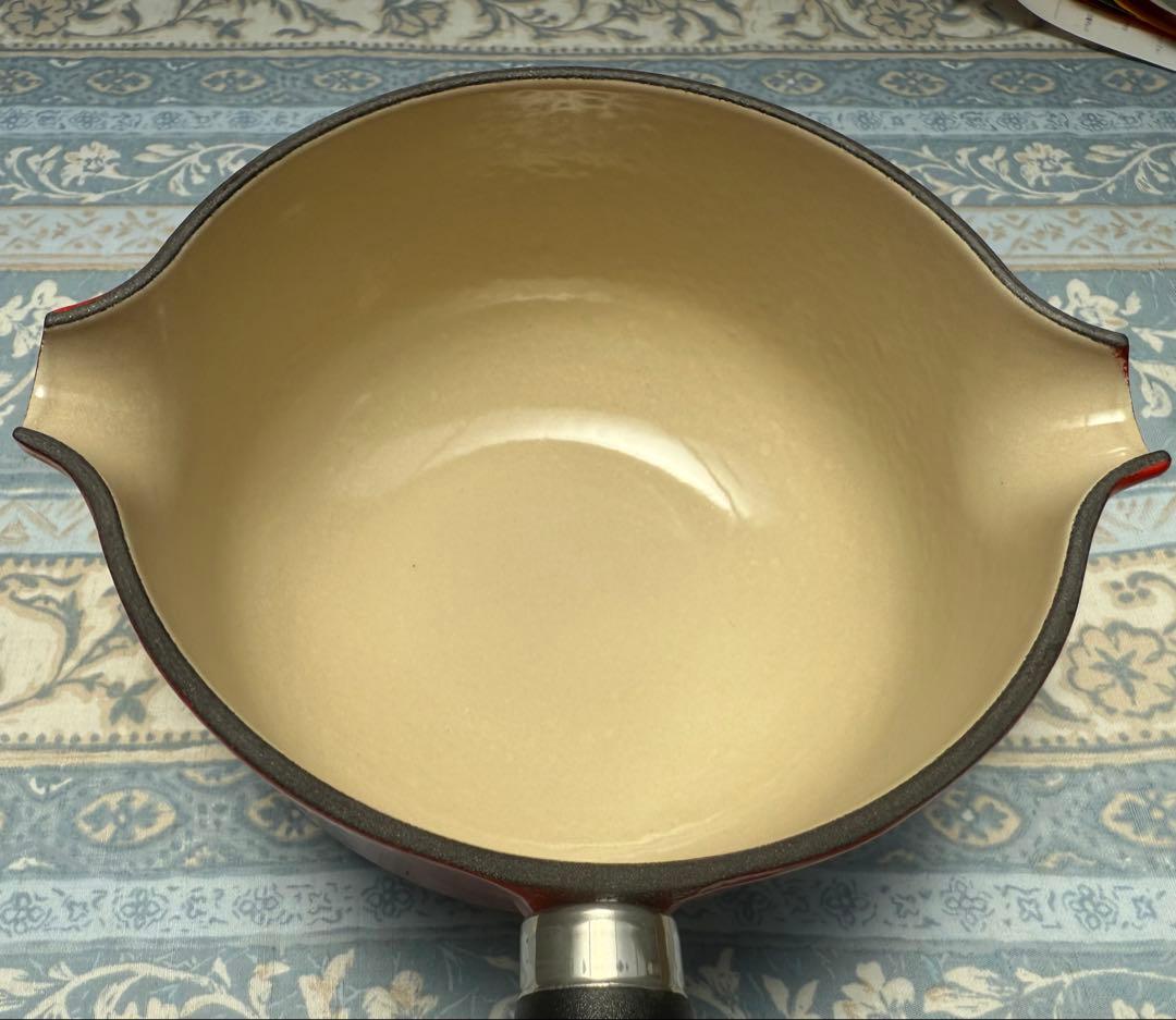 LE CREUSET パパライン　レッド