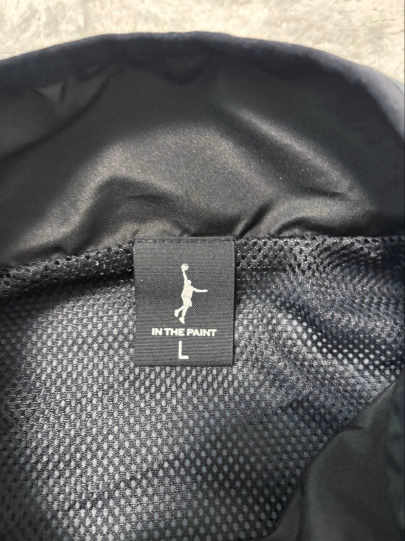 インザペイント 上下セットアップ ウィンドブレーカー グレー　Lサイズ