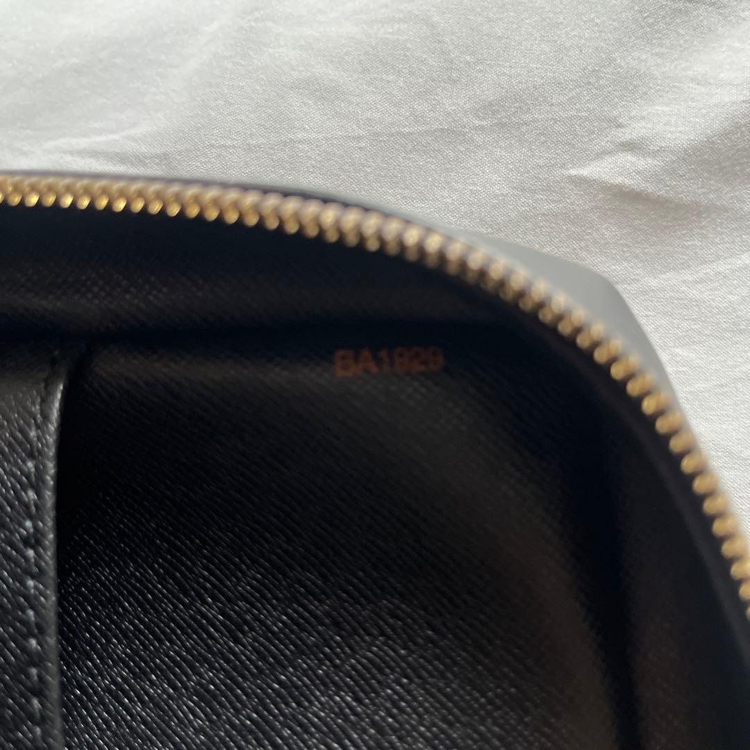 Louis Vuitton エピ ポルトドキュマン(Watchworld)