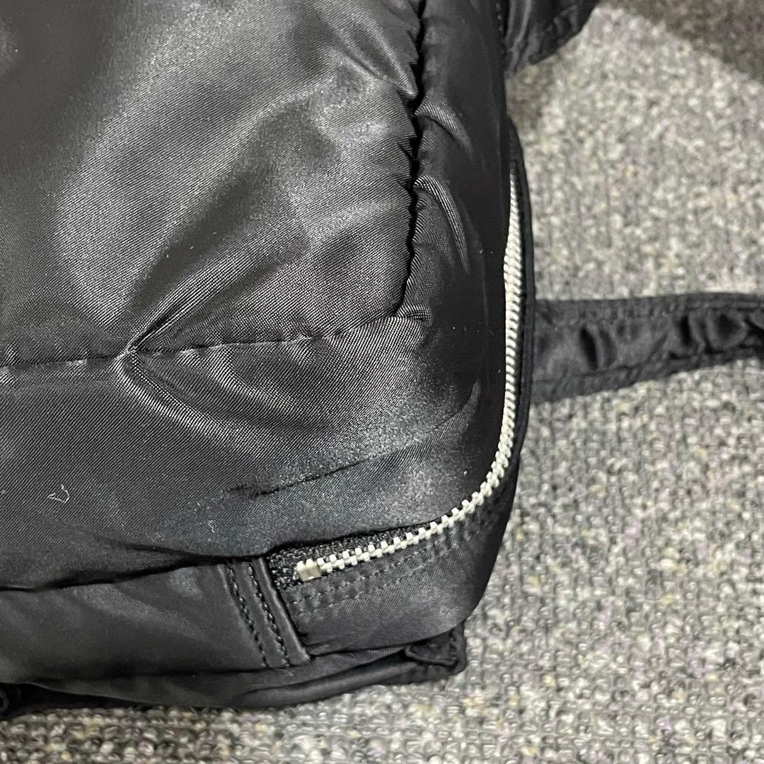 極美品 廃盤品✨ PORTER タンカー ２層 ブラック ショルダーバッグ