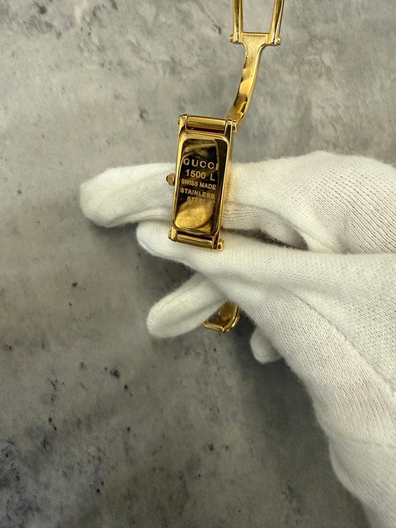 GUCCI レディース　時計　ゴールド