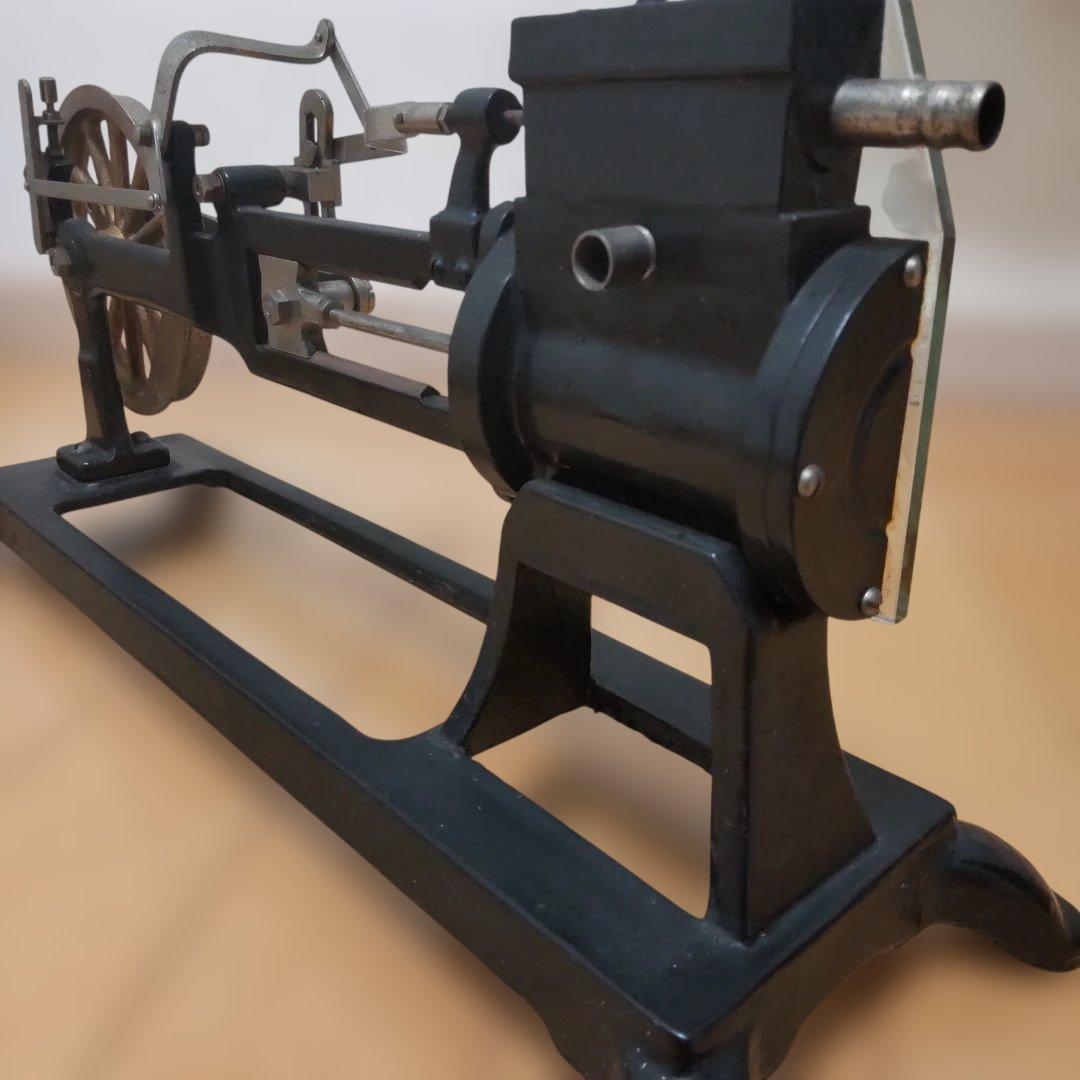 謎の金属製の品物①