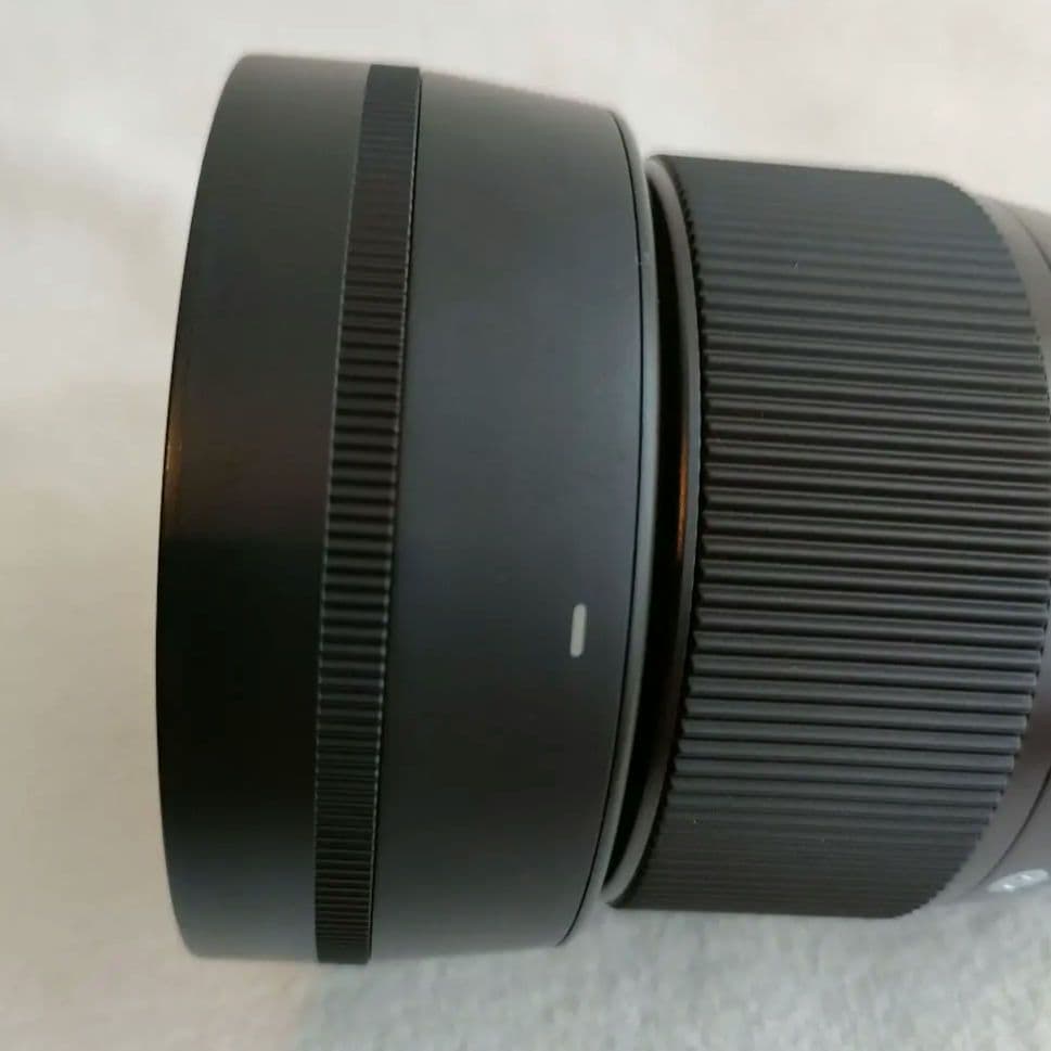【美品】 SIGMA 56mm F1.4 フジXマウント箱なし 保護フィルター付