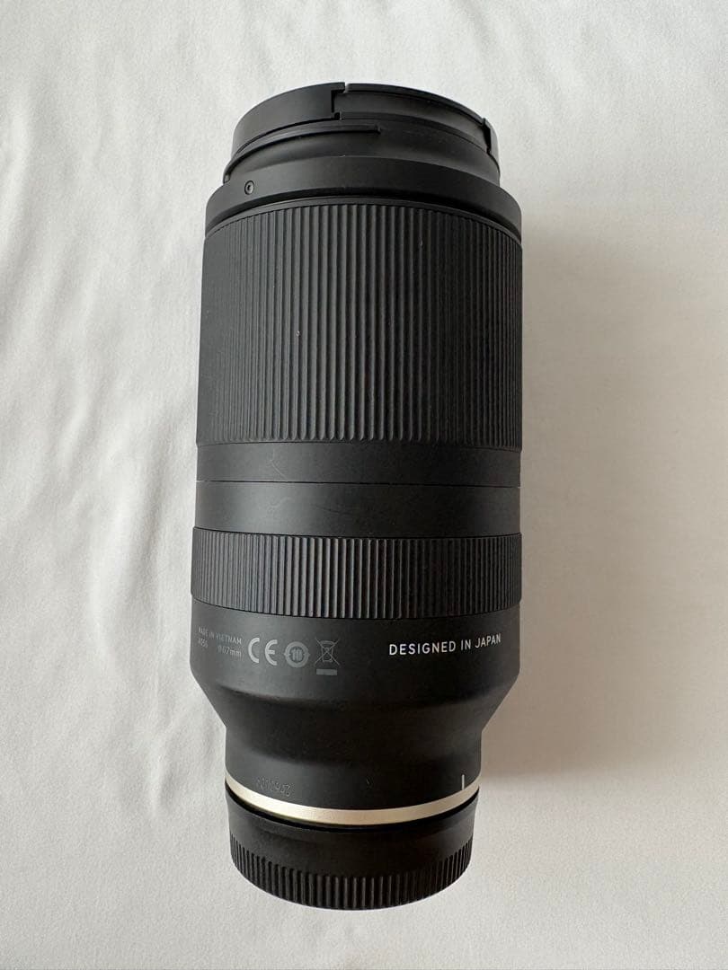 TAMRON 70-180mm F/2.8 Di III VXD ズームレンズ