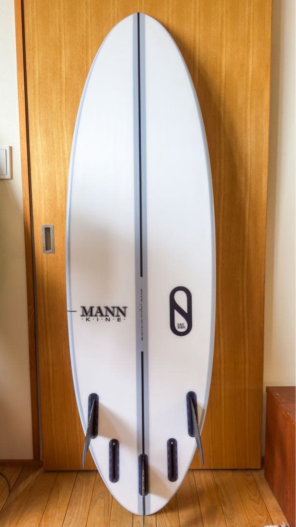ケリースレーターSBOSS 5'7\"SlaterDesignsファイヤーワイヤー