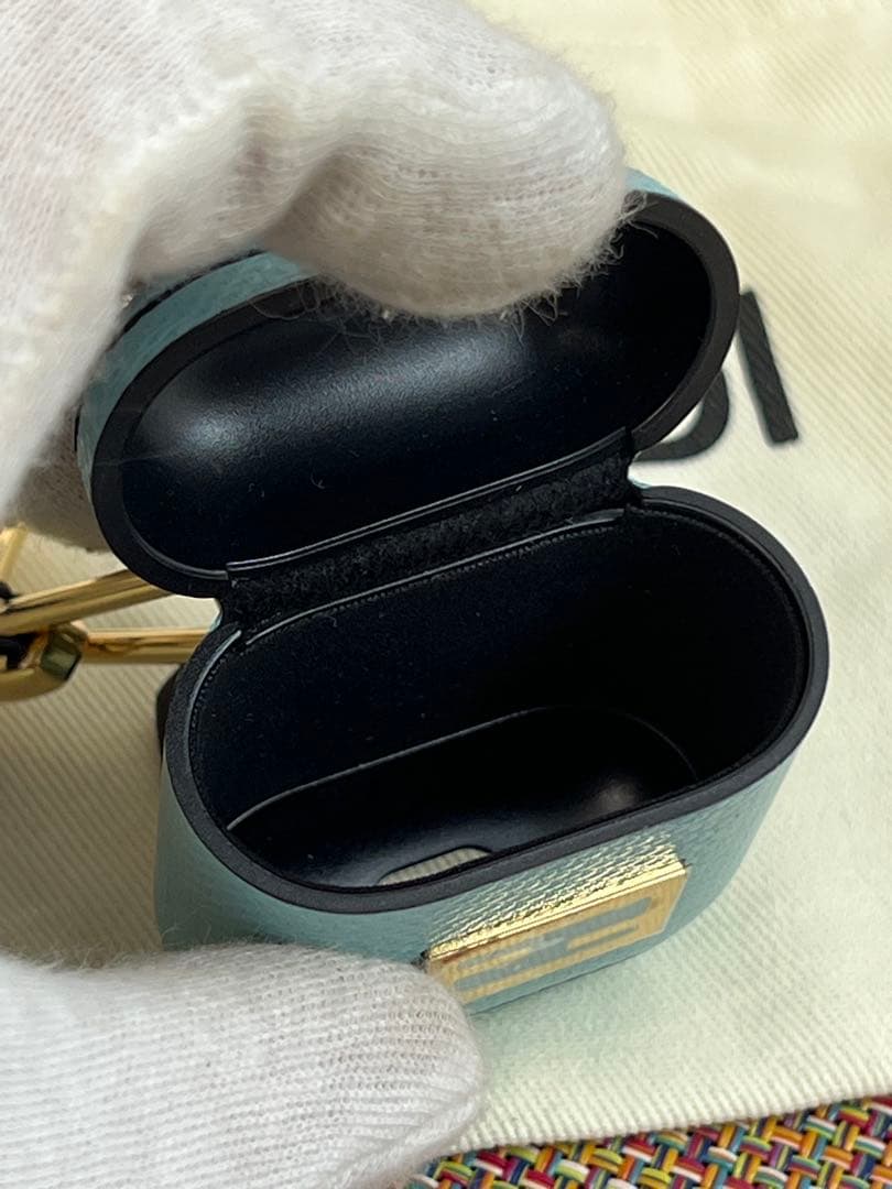 ✨未使用✨フェンディ FENDI Air Pods （第1・2世代）ケース